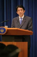 2007年9月12日辞任会見時の安倍総理大臣